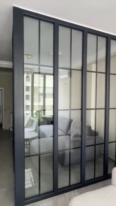 Video: ndarëse xhami interieri me profile alumini